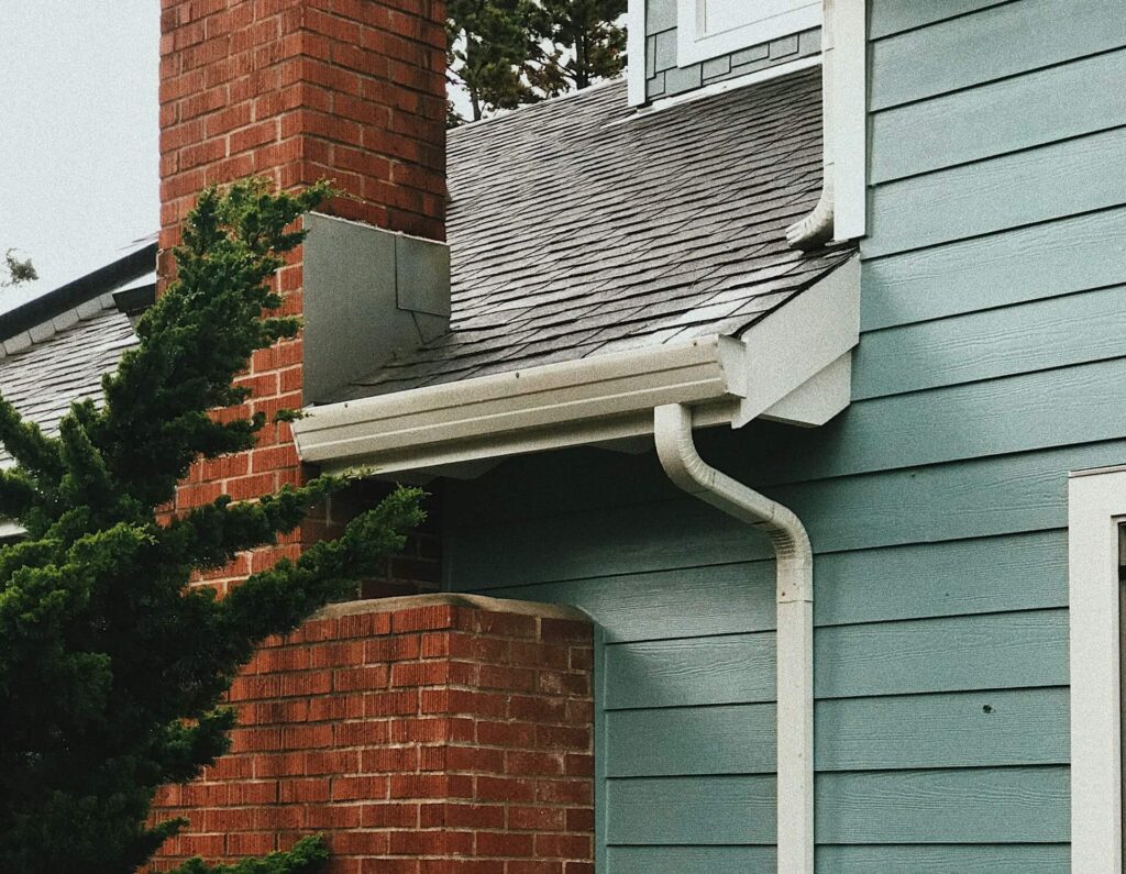 Seamless Gutter Installation Calgary